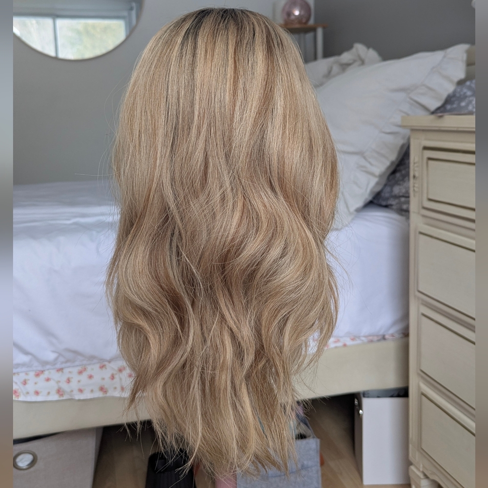 Human Hair, Madison Hair Collection 22" Dimensional blonde lace top wig, s/m